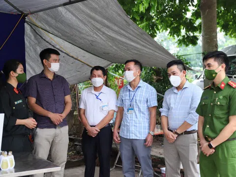 Chuyên trang Hội nhập Tạp chí điện tử Văn hóa và Phát triển đồng hành cùng lực lượng trên tuyến đầu chống dịch