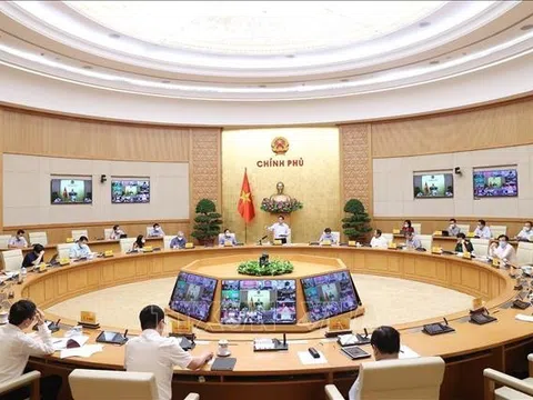 Thủ tướng Phạm Minh Chính: Đã hy sinh kinh tế, thực hiện giãn cách xã hội thì phải sớm đạt mục tiêu kiềm chế dịch bệnh
