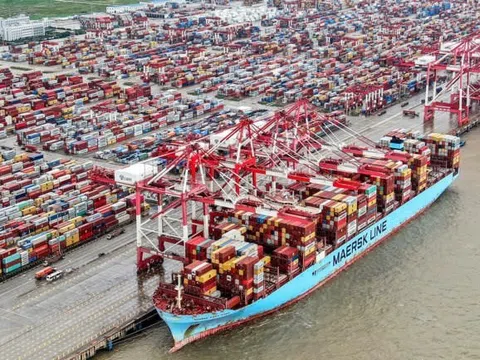 Kinh tế thế giới nổi bật tuần (10-16/9): Nga ra đòn với công ty công nghệ nước ngoài; Trung Quốc giảm tốc; Mỹ lo thâm hụt ngân sách cao thứ 2 lịch sử