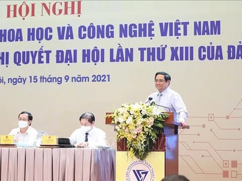 Phát triển khoa học, công nghệ để nhân dân được hưởng thành tựu tương đương các nước