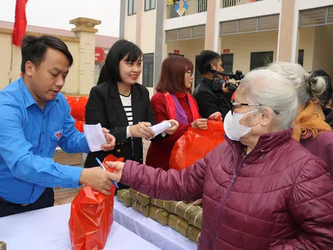 Chợ Tết nhân ái tại xã Thạch Thán: Lan tỏa tinh thần nhân đạo trong dịp xuân mới sắp về