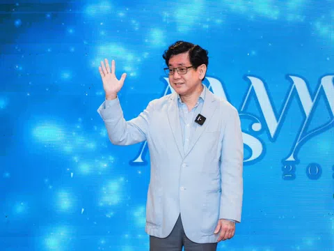 Điều gì khiến cho tỷ phú Peter Tan trở về Việt Nam ?