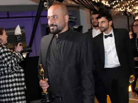 Đạo diễn người Palestine từng đoạt giải Oscar cho bộ phim 'No Other Land' bị những người định cư Israel ở Bờ Tây tấn công