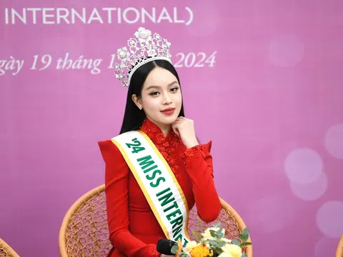Huỳnh Thị Thanh Thủy: Từ Hoa Khôi Đại học Đà Nẵng đến Hoa Hậu Quốc Tế