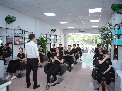 Thực hư chuyện dạy nghề tóc miễn phí - Nơi dạy nghề tóc chất lượng