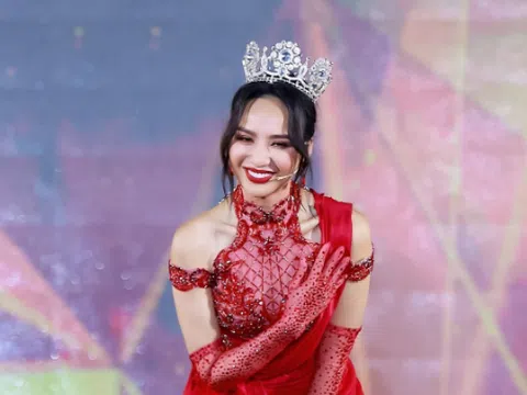 Đồng hành cùng Hoa hậu Ngọc Diễm tại lễ trao giải Hoa hậu Du lịch Việt Nam 2022