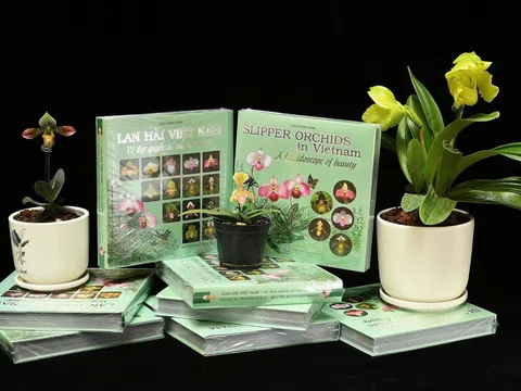 Cuốn sách quý giới thiệu các loài Lan Hài của Việt Nam