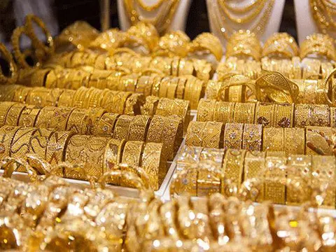 Giá vàng hôm nay 27/12: Vàng tăng phi mã, không gì cản nổi