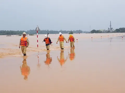 Công ty Truyền tải Điện 2: Đảm bảo vận hành an toàn mùa mưa lũ