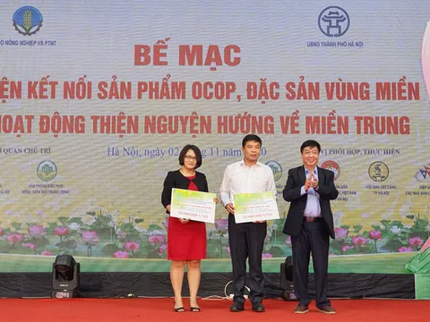 Giao thương kết nối sản phẩm OCOP với miền Trung - Tây Nguyên: Chung tay ủng hộ miền Trung và biển đảo