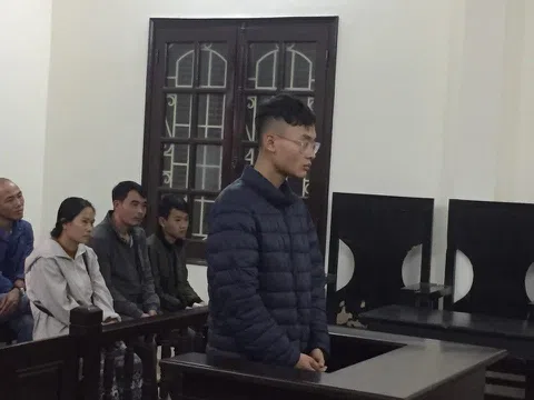 Trả hồ sơ vụ tai nạn giao thông: “Tôi thấy cuộc sống méo mó, có thể mất con bất cứ lúc nào”