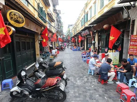 Lớp văn hóa mới Hà Nội - Bài 2: Cân bằng cuộc tiếp biến văn hóa