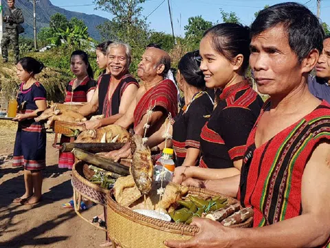 Thừa Thiên Huế: Lễ hội Aza Koonh trở thành di sản văn hóa phi vật thể cấp quốc gia