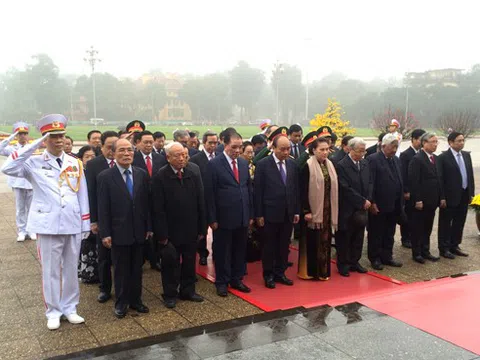 Lãnh đạo Đảng, Nhà nước vào Lăng viếng Chủ tịch Hồ Chí Minh