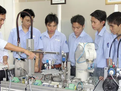 Gia hạn đào tạo thí điểm bộ chương trình chuyển giao từ Úc và Đức