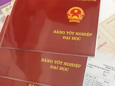 Từ tháng 3/2020, bằng tốt nghiệp đại học không ghi "chính quy", "tại chức"