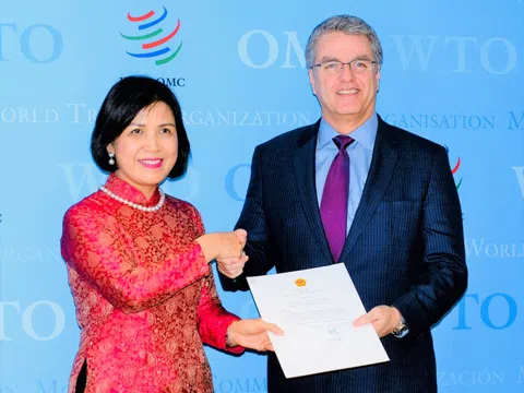 Đại sứ Lê Thị Tuyết Mai trình Thư ủy nhiệm đến Tổng Giám đốc WTO