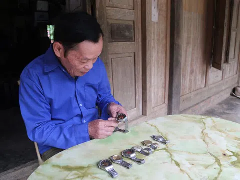 Lào Cai: Thầy cúng người Dao và “cỗ máy thời gian”