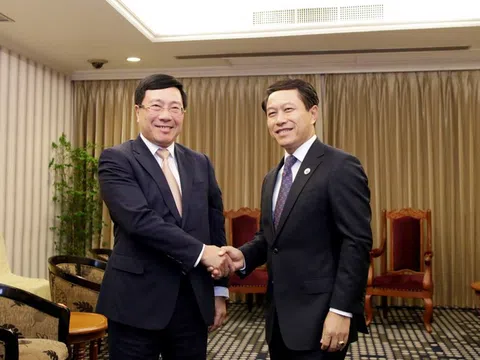Phó Thủ tướng Phạm Bình Minh gặp Bộ trưởng Ngoại giao Trung Quốc, Lào