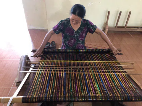 Ninh Thuận: Rực rỡ sắc màu thổ cẩm Mỹ Nghiệp