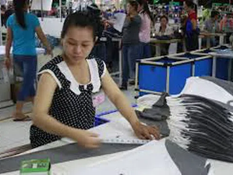 Đóng BHXH ngắt quãng có được chế độ trợ cấp thai sản không?