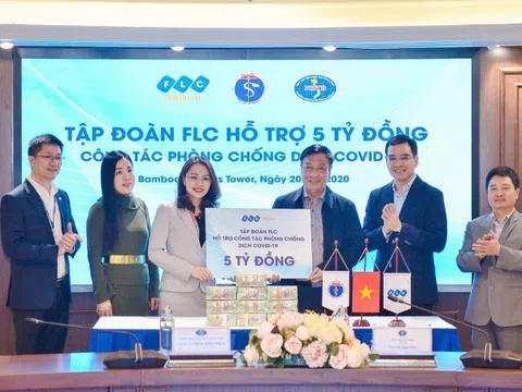 FLC trao 5 tỷ đồng hỗ trợ công tác phòng chống dịch bệnh Covid – 19