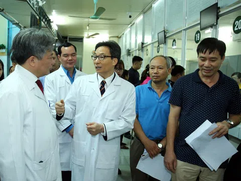 Ngành y tế phải hết sức lắng nghe người dân