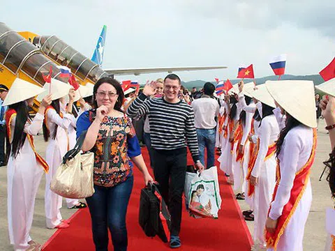 Việt Nam an toàn: Khởi động chương trình kích cầu du lịch 'Chào mặt trời'