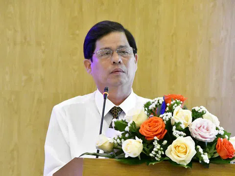 Phê chuẩn Chủ tịch UBND tỉnh Khánh Hòa