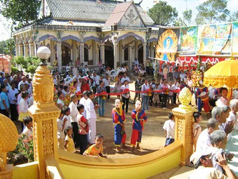 Lễ hội truyền thống chùa Khơme Tây Nam Bộ
