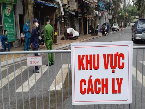 Hà Nội cấp phát nhu yếu phẩm cho 195 người cách ly tại Trúc Bạch