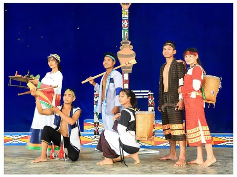 Triển khai Đề án "Bảo tồn, phát huy trang phục truyền thống các dân tộc thiểu số Việt Nam giai đoạn 2020 – 2030"