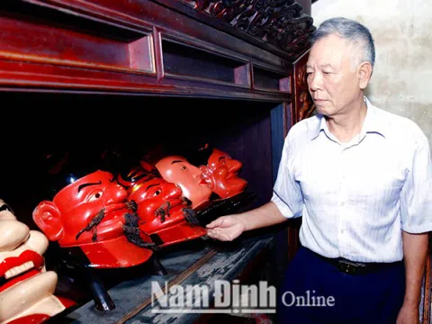 Nam Định: Người lưu giữ nghệ thuật múa rối đầu gỗ Chầu Thánh