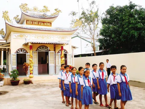 Quốc Tổ trong lòng người phương Nam