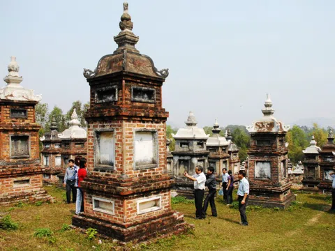 Di tích và Danh thắng Bổ Đà