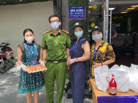 Hoa Hậu Vũ Thanh Thảo – Đóa hoa đẹp từ tâm