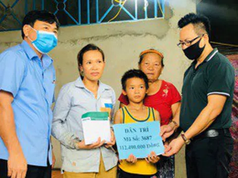 Bạn đọc giúp đỡ hoàn cảnh người phụ nữ nhặt ve chai hơn 112 triệu đồng