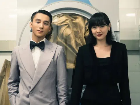 Hải Tú lộ loạt ảnh trên thả rông, dưới cởi sạch