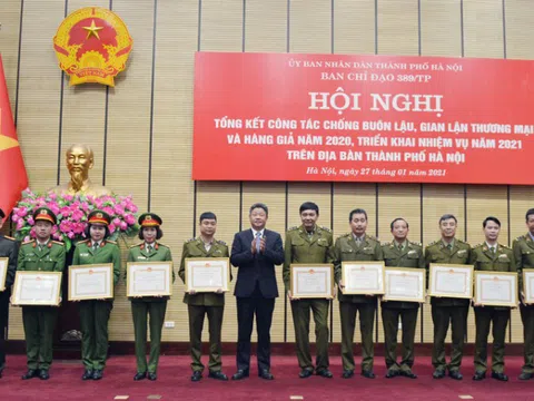 Xử lý nghiêm cán bộ có hành vi tiếp tay buôn lậu, gian lận thương mại và hàng giả