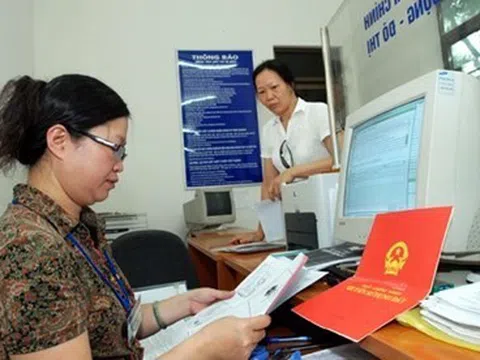Cần đáp ứng điều kiện gì để "ngồi nhà vẫn làm được sổ đỏ"?