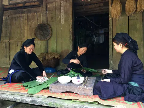 Bánh chưng độc đáo chuẩn vị Cao Bằng có mặt tại nhà hàng "Quả Trám" tết 2020
