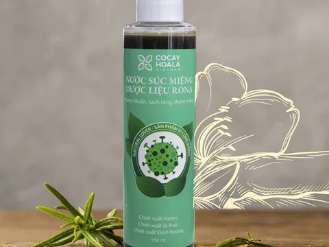Nước súc miệng dược liệu Rona Cỏ Cây Hoa Lá được khách hàng tin dùng
