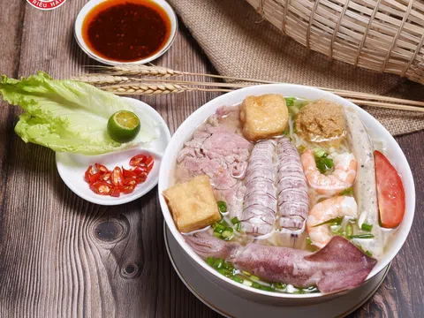 Câu chuyện về Bún riêu hải sản và sự tinh tế của người Hà Thành.