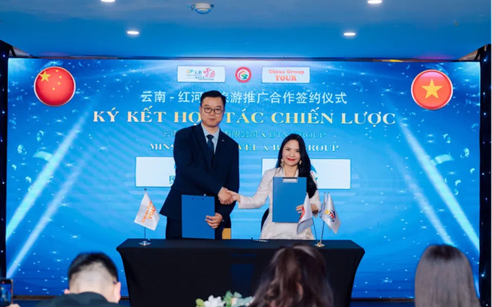 Châu Hồng Hà: Hành trình đến trái tim Vân Nam, nơi sắc màu kể chuyện huyền bí